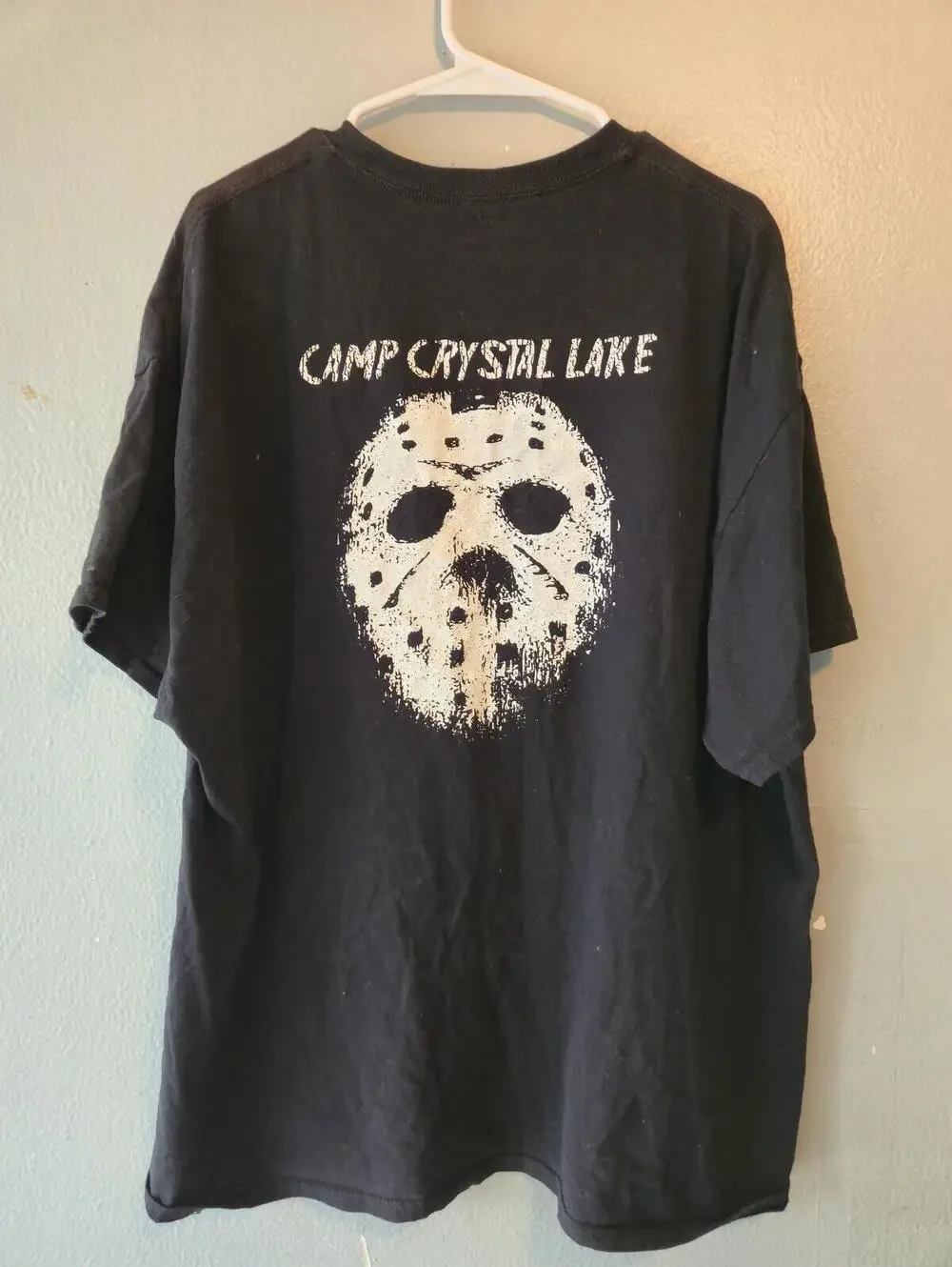 Camp Crystal Lake Graphic T-Shirt Black Horror Movie Jason Mask MENS SIZE 2XL - Picture 2 of 6